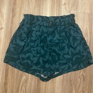Madewell green floral shorts
